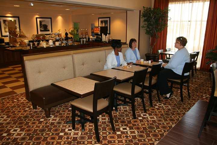 แฮมป์ตัน อินน์ แอนด์ สวีท มอร์แกน ซิตี้ มอร์แกนซิตี้ ร้านอาหาร รูปภาพ
